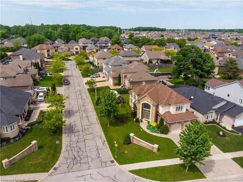 8871 Mcgarry Drive, Niagara Falls, ON - Outdoor With View