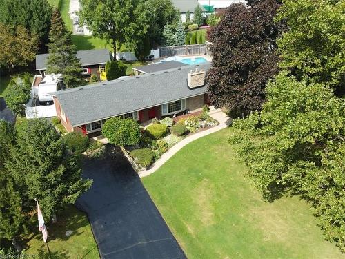 1042 Lakeshore Road W, St. Catharines, ON - Outdoor