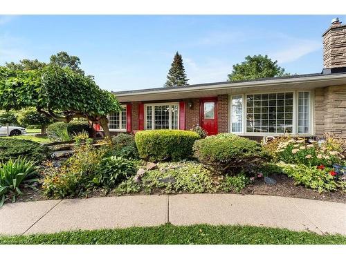 1042 Lakeshore Road W, St. Catharines, ON - Outdoor