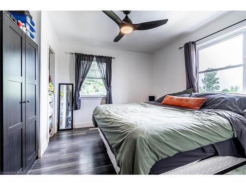 1701 Brookfield Road, Port Colborne, ON - Indoor Photo Showing Bedroom