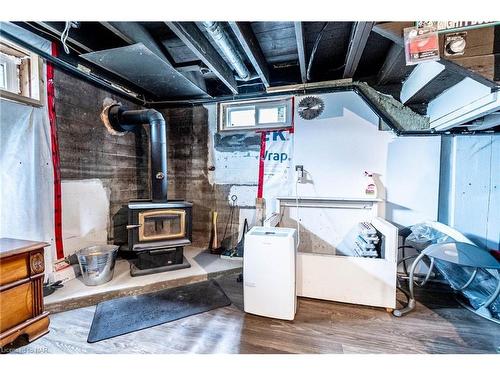 1701 Brookfield Road, Port Colborne, ON - Indoor Photo Showing Basement