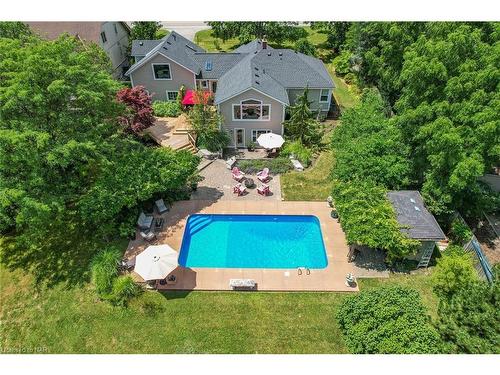 14443 Niagara River Parkway, Niagara-On-The-Lake, ON - Outdoor With In Ground Pool