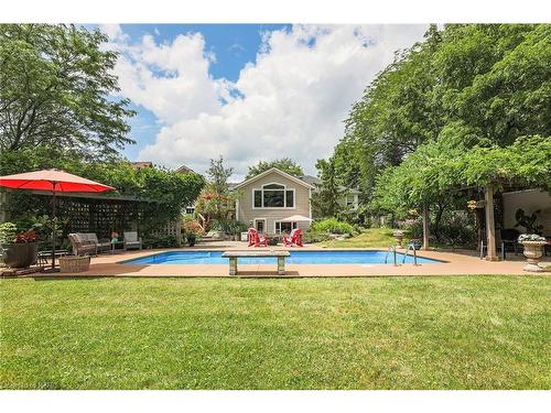 14443 Niagara River Parkway, Niagara-On-The-Lake, ON - Outdoor With In Ground Pool With Backyard