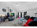 5748 Leonard Avenue, Niagara Falls, ON  - Indoor Photo Showing Living Room 