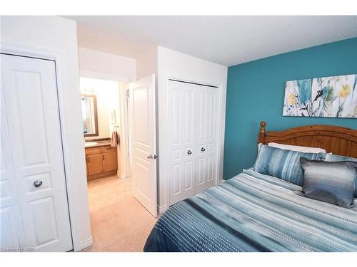 49 Shipview Court, Welland, ON - Indoor Photo Showing Bedroom