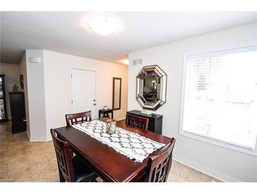 49 Shipview Court, Welland, ON - Indoor Photo Showing Dining Room