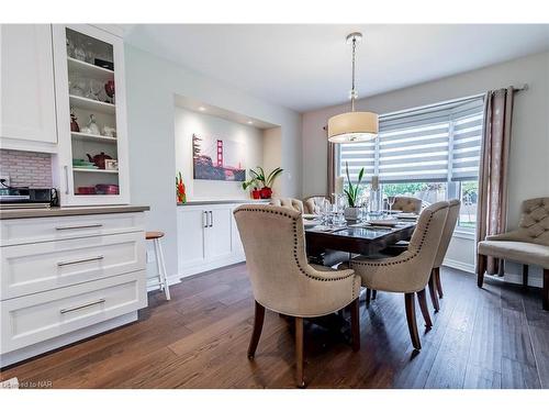 13 Mccaffery Crescent, St. Catharines, ON - Indoor Photo Showing Dining Room