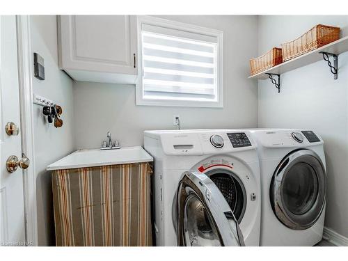 13 Mccaffery Crescent, St. Catharines, ON - Indoor Photo Showing Laundry Room