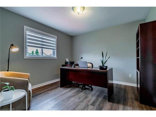 13 Mccaffery Crescent, St. Catharines, ON - Indoor Photo Showing Office