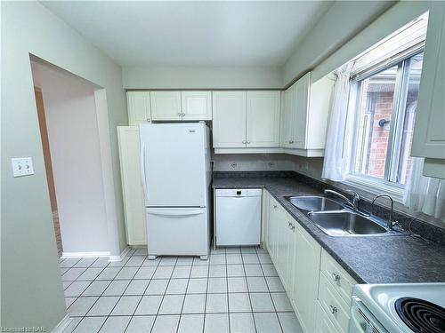 60 Westland Street, St. Catharines, ON - Indoor Photo Showing Kitchen With Double Sink