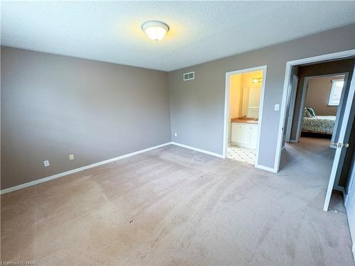 60 Westland Street, St. Catharines, ON - Indoor Photo Showing Other Room