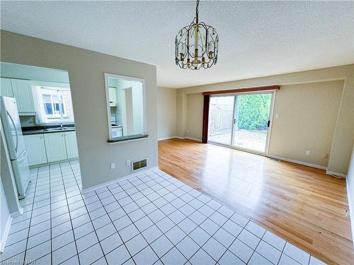 60 Westland Street, St. Catharines, ON - Indoor Photo Showing Other Room