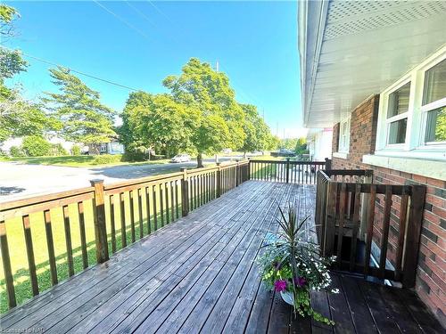 92 Jacobson Avenue, St. Catharines, ON - Outdoor With Deck Patio Veranda With Exterior