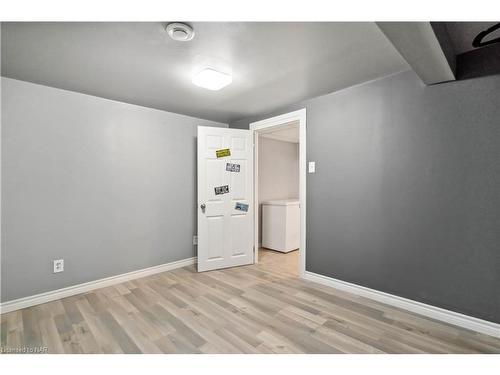 43 Greystone Crescent, St. Catharines, ON - Indoor Photo Showing Other Room