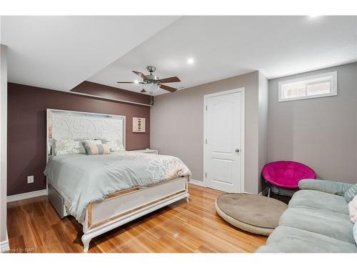 6500 St. Michael Avenue, Niagara Falls, ON - Indoor Photo Showing Bedroom