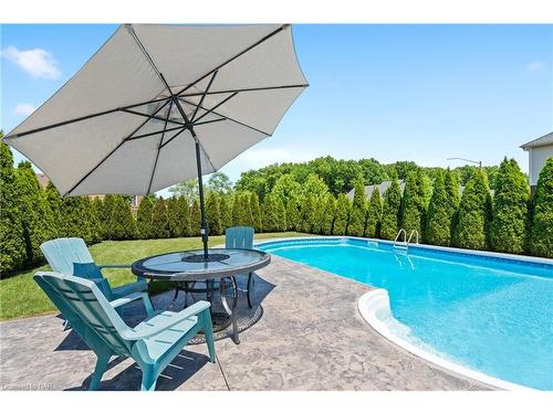 6500 St. Michael Avenue, Niagara Falls, ON - Outdoor With In Ground Pool With Deck Patio Veranda