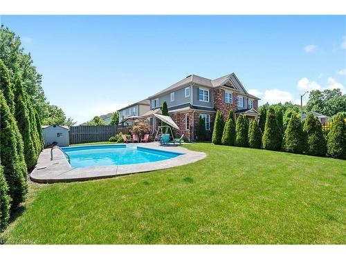 6500 St. Michael Avenue, Niagara Falls, ON - Outdoor With In Ground Pool With Backyard