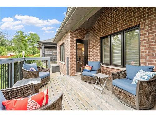 8943 Black Forest Crescent, Niagara Falls, ON - Outdoor With Deck Patio Veranda With Exterior