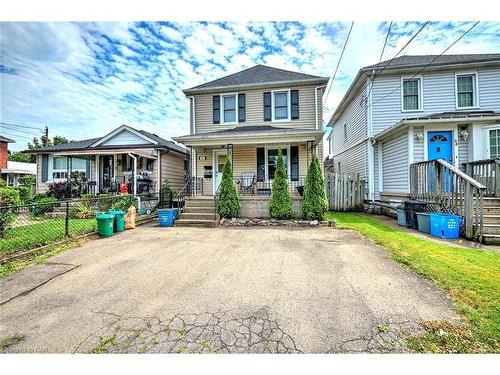 41 Albert Street, Welland, ON - Outdoor With Deck Patio Veranda With Facade