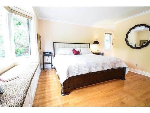 66 Port Master Drive, St. Catharines, ON - Indoor Photo Showing Bedroom