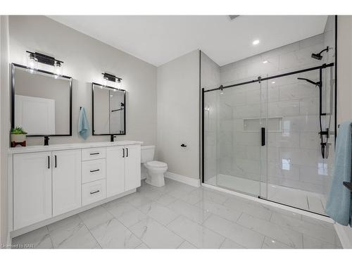 740 Clarence Street, Port Colborne, ON - Indoor Photo Showing Bathroom