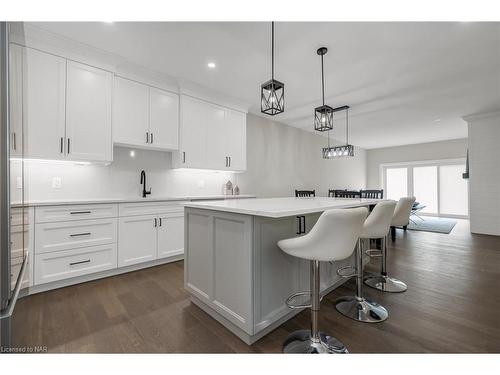 740 Clarence Street, Port Colborne, ON - Indoor Photo Showing Kitchen With Upgraded Kitchen