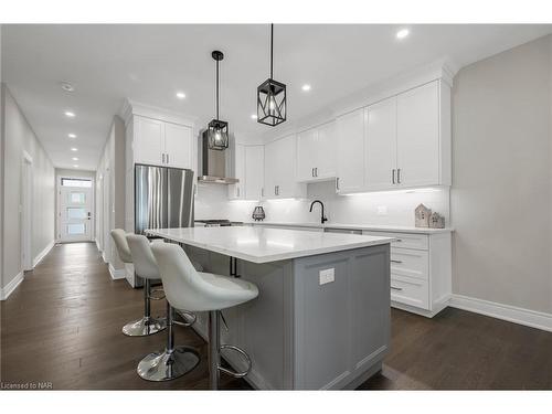 740 Clarence Street, Port Colborne, ON - Indoor Photo Showing Kitchen With Upgraded Kitchen