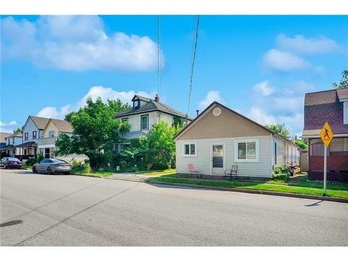 237 Mitchell Street, Port Colborne, ON - Outdoor With Facade