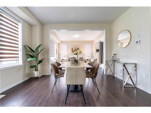 2 Froggy Drive, Thorold, ON - Indoor Photo Showing Dining Room