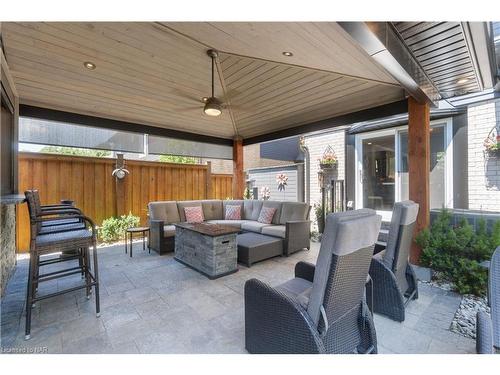 10 Meadowbrook Lane, Pelham, ON - Outdoor With Deck Patio Veranda With Exterior