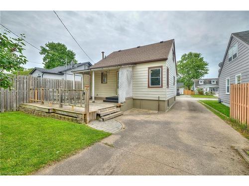 6135 Arad Street, Niagara Falls, ON - Outdoor