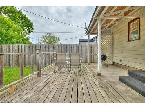 6135 Arad Street, Niagara Falls, ON - Outdoor With Deck Patio Veranda With Exterior