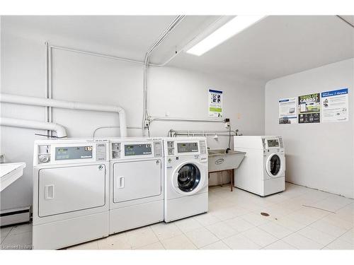 4-452 Carlton Street, St. Catharines, ON - Indoor Photo Showing Laundry Room