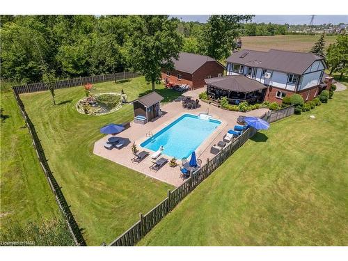523 Highway 3 Highway, Port Colborne, ON - Outdoor With In Ground Pool