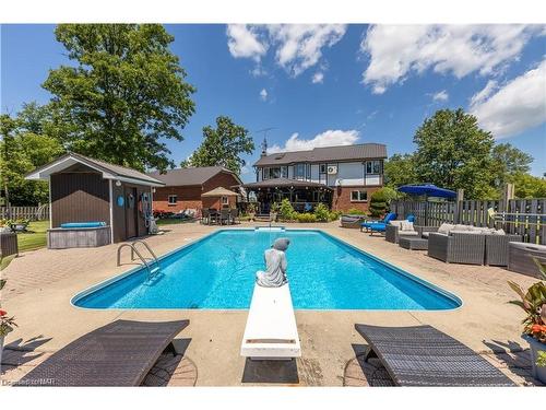 523 Highway 3 Highway, Port Colborne, ON - Outdoor With In Ground Pool With Backyard