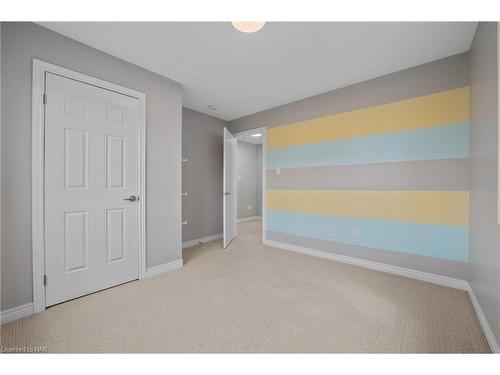 1-77 Avery Crescent, St. Catharines, ON - Indoor Photo Showing Other Room