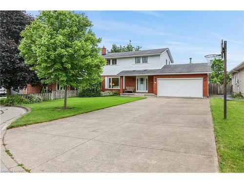 16 Dobbie Road, Thorold, ON - Outdoor With Facade