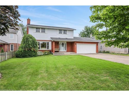 16 Dobbie Road, Thorold, ON - Outdoor With Facade