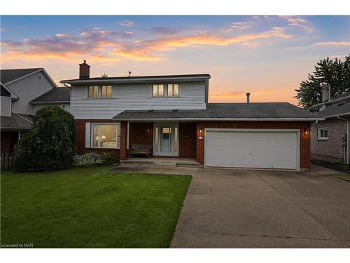 16 Dobbie Road, Thorold, ON - Outdoor With Deck Patio Veranda With Facade