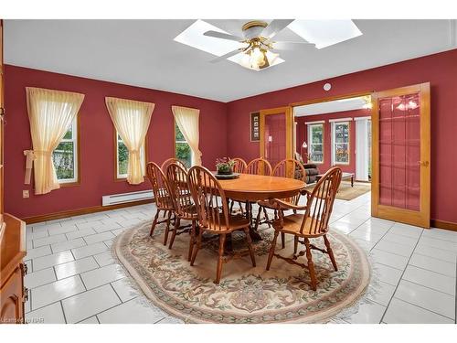 16 Dobbie Road, Thorold, ON - Indoor Photo Showing Dining Room
