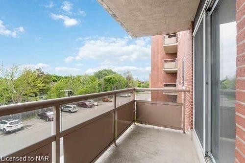 307-264 Grantham Avenue, St. Catharines, ON - Outdoor With Balcony With Exterior