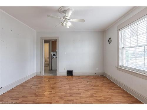 44 Carlisle Street, St. Catharines, ON - Indoor Photo Showing Other Room