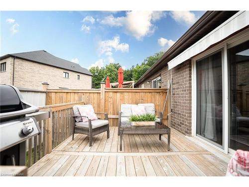 8 Hawthorn Avenue, Thorold, ON - Outdoor With Deck Patio Veranda With Exterior