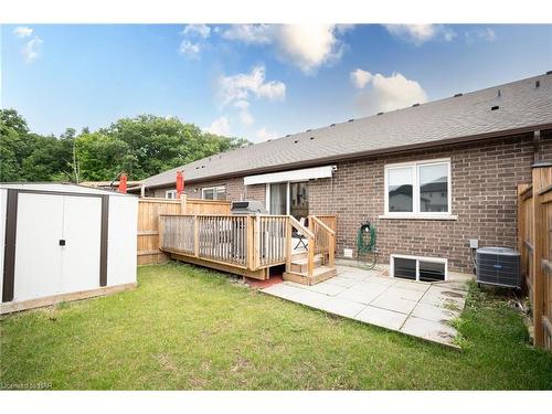 8 Hawthorn Avenue, Thorold, ON - Outdoor With Deck Patio Veranda With Exterior