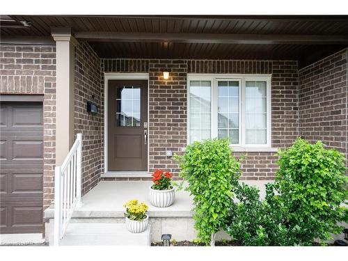 8 Hawthorn Avenue, Thorold, ON - Outdoor With Deck Patio Veranda