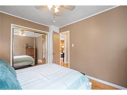 29 Doncaster Boulevard, St. Catharines, ON - Indoor Photo Showing Bedroom