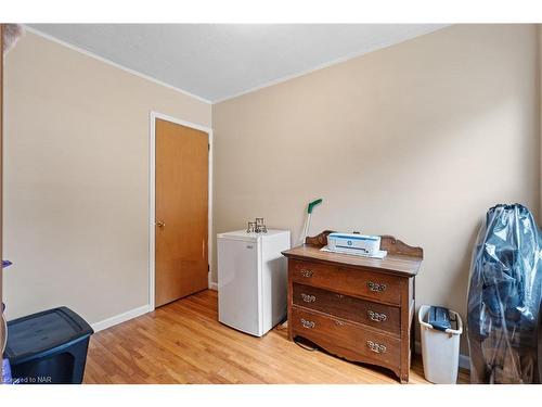29 Doncaster Boulevard, St. Catharines, ON - Indoor Photo Showing Other Room