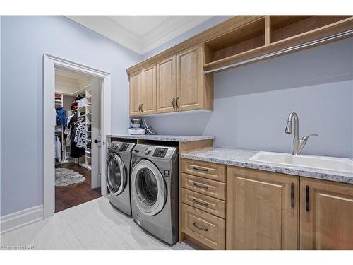 217 Concession 5 Road, Niagara-On-The-Lake, ON - Indoor Photo Showing Laundry Room