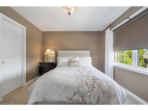 56 Chicory Crescent, St. Catharines, ON - Indoor Photo Showing Bedroom