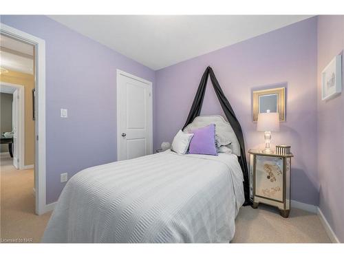 56 Chicory Crescent, St. Catharines, ON - Indoor Photo Showing Bedroom